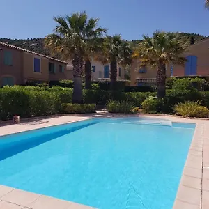  Hébergement de vacances Les Olivades - Golfe De Saint Tropez - De La Tour